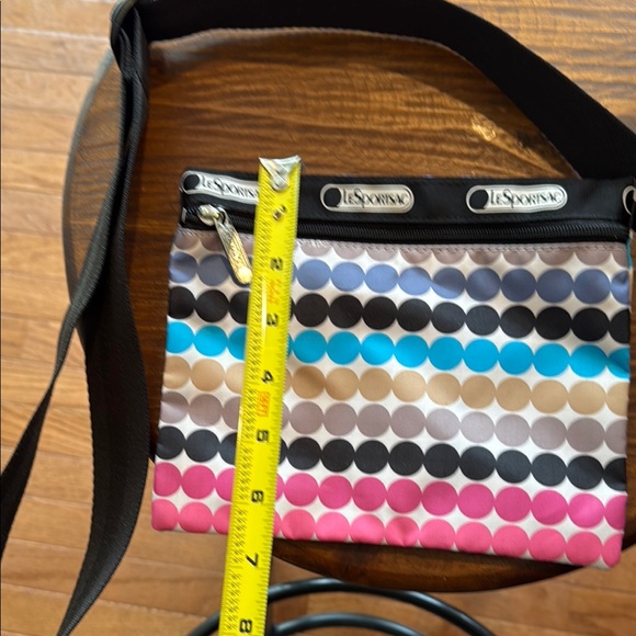LeSportsac Women's Multicolor Crossbody Bag set nwot - Picture 2 of 9